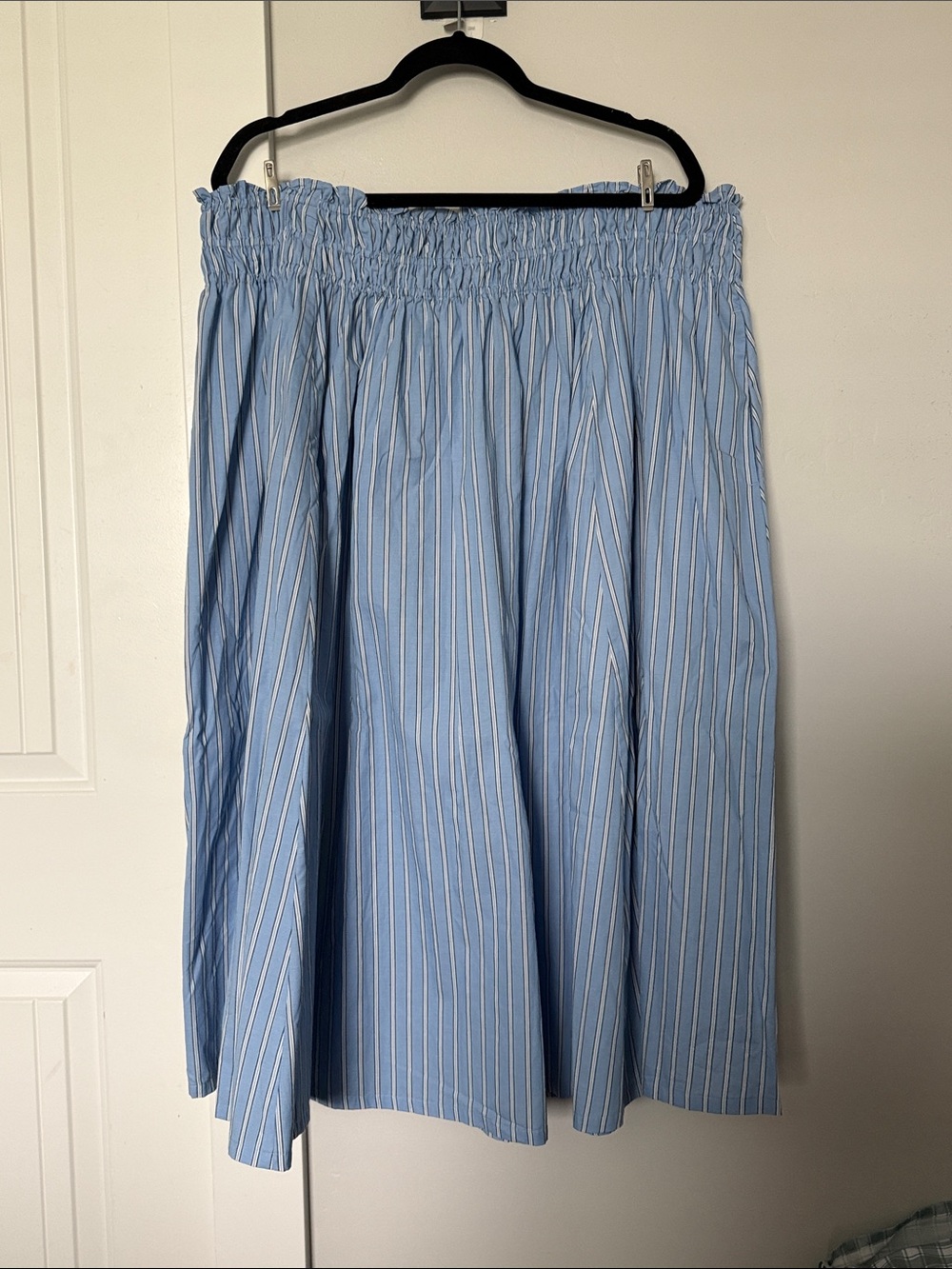 Old Navy Light Blue & White Striped Smocked-Waist Midi Skirt